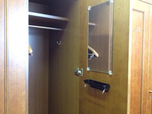 locker_room_3