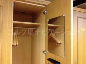 locker_room_5