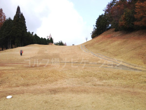 箕面ゴルフ倶楽部_インコース_14番ティグランド