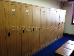 locker_room_4