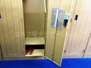 locker_room_6