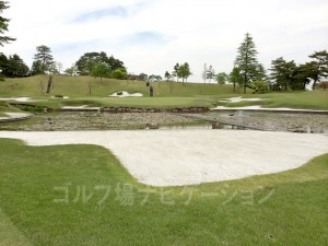 美しいビーチバンカー。晴れてるとなお綺麗でしょうね。