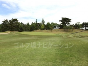 椿ルートのグリーンは山吹ルートの右側