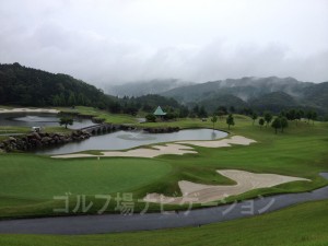 雨の「かさぎゴルフ倶楽部」（２）