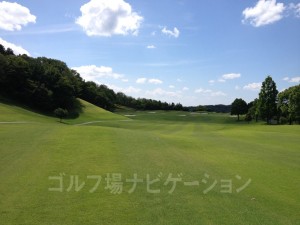 フェアウェイは左右に広い