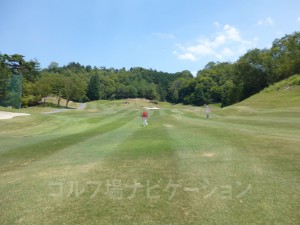 セカンドは打ち上げ。距離感に注意。