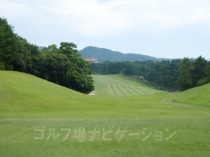 ティショットは打ち下し