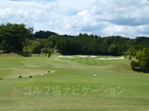 フェアウェイはワイドで左右OBなし