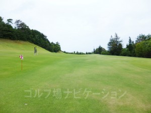 吹き流し付近。セカンドはやや打ち上げ。