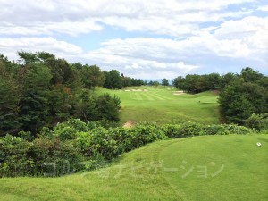 池越え。池を過ぎてからは上りになります。