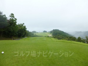 Kochi黒潮カントリークラブ 太平洋コース3番ホール、レギュラーティからの眺め
