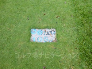 Kochi黒潮カントリークラブ 太平洋コース7番ホール、レギュラーティからの距離は405ヤード
