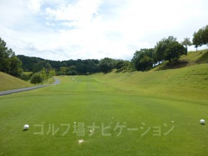 10番ホール、レギュラーティからの眺め