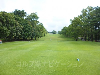 土佐カントリークラブ 室戸コース2番ホール、バックティからの眺め