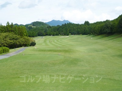 打ち上げ。左右はかなり広いので思いっきり振れます。