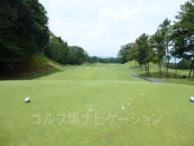 瀬田ゴルフコース北コース1番ホール　レギュラーティからの眺め