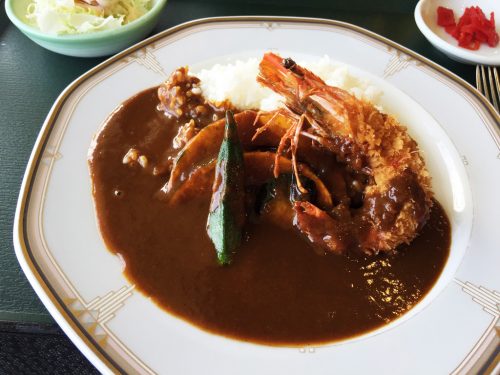 有頭エビフライと夏野菜のカレー2