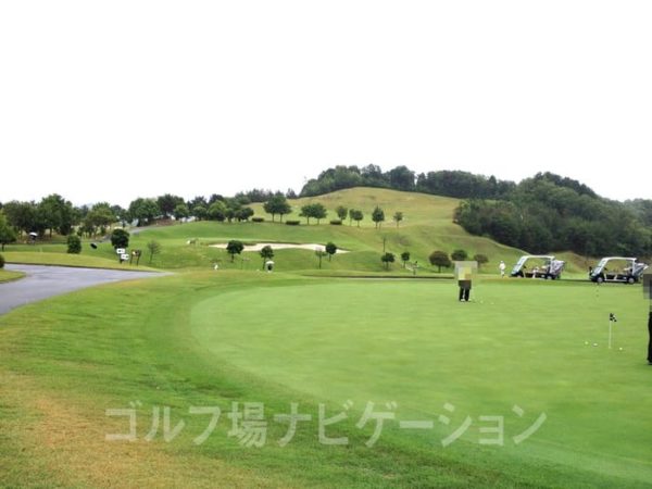 京都 かさぎゴルフ倶楽部 練習場 パター練習グリーン