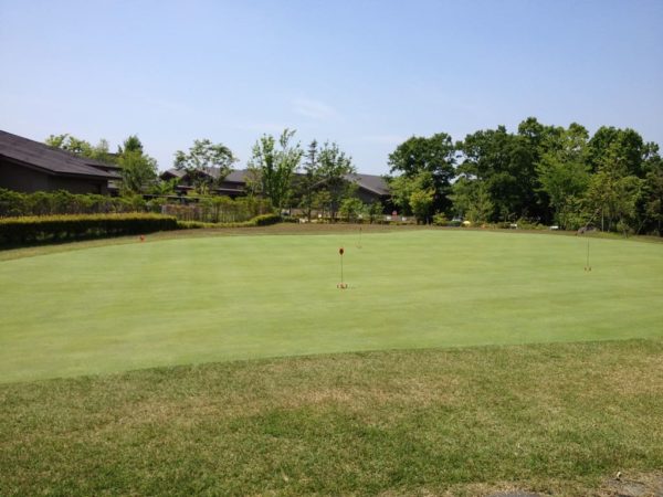 那須国際カントリークラブ 練習場 パター